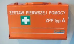 Pierwsza pomoc: co 2 lata to zalecenie czy wymóg? Ekspert wyjaśnia