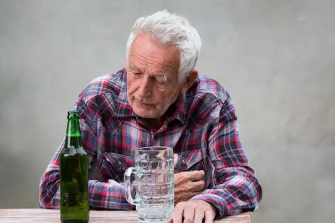 Alkohol po zawale: Czy można pić? Bezpieczne ilości i ryzyko