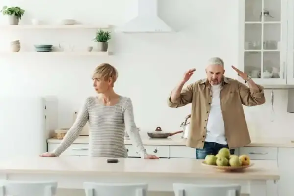 Syndrom opuszczonego gniazda: objawy, przyczyny i jak sobie pomóc
