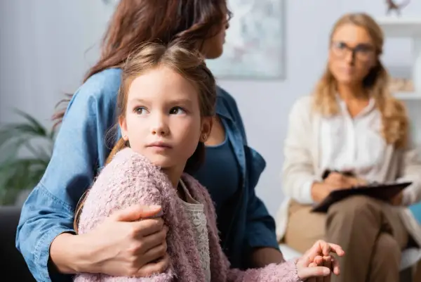 Syndrom braku ojca: objawy, wpływ i droga do uzdrowienia